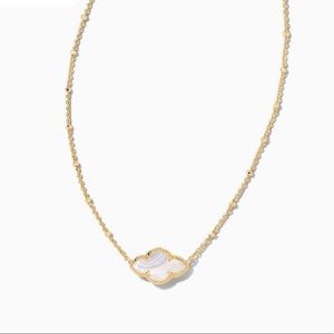 Abbie Gold Pendant Necklace In Gray Banded Agate